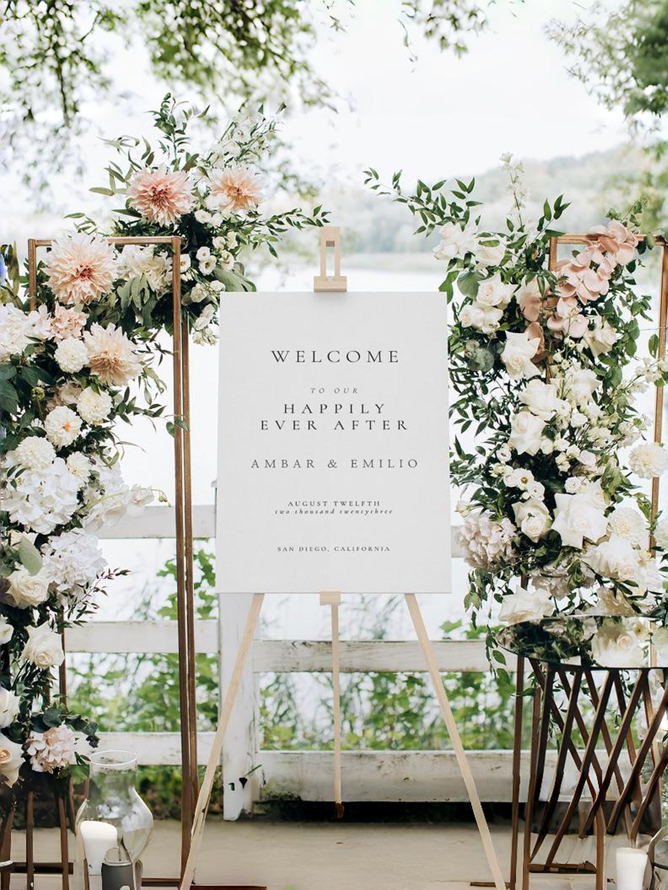 Customized Modern Minimalist Wedding Welcome Sign